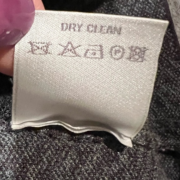 Carlisle New York polyester/spandex blend sweater/jacket size small - Picture 8 of 8